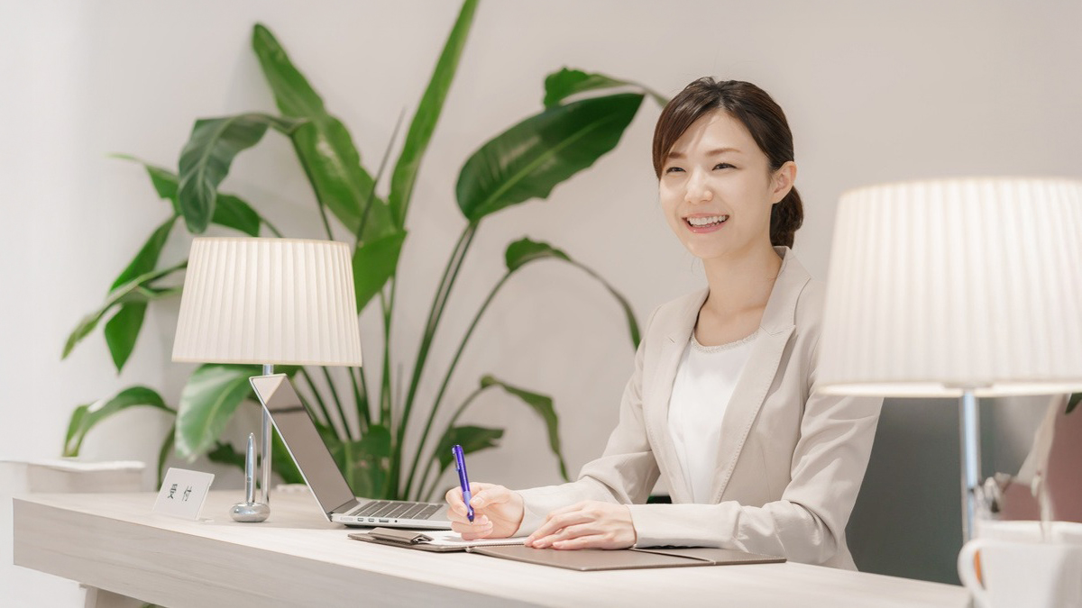 受付業務を効率化する方法5選｜発生しやすい課題や解決した事例も紹介