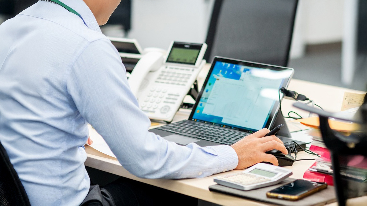 奨学金申請を効率化するなら業務委託がおすすめ！BPOを活用するメリットや選び方まで解説