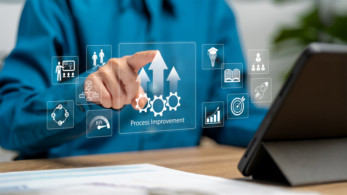 業務改善とは？実施の効果や進め方、注意すべき3つのポイントから具体的な成功事例まで解説