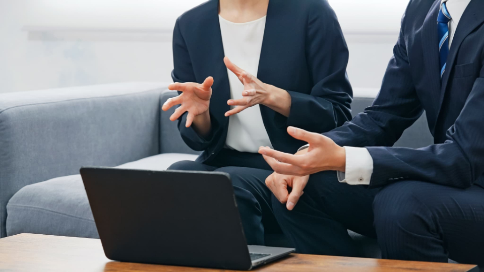 記帳代行はいつ頼むべき？相場から見る最適なタイミング