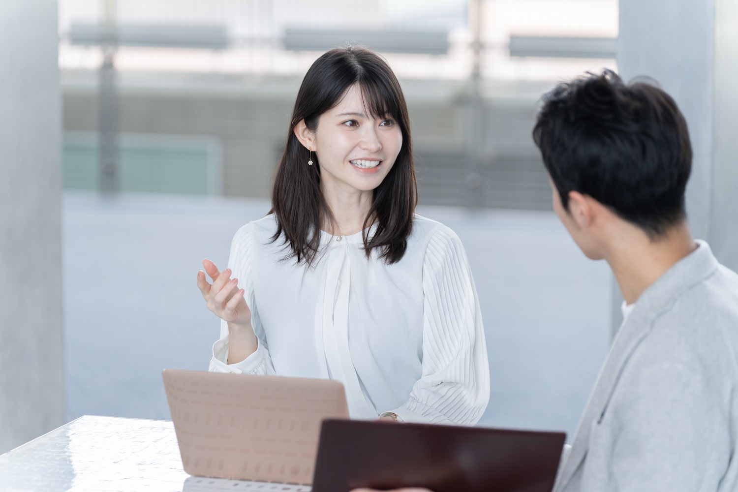 DXの第一歩「ペーパーレス化」の推進方法やメリットを徹底解説